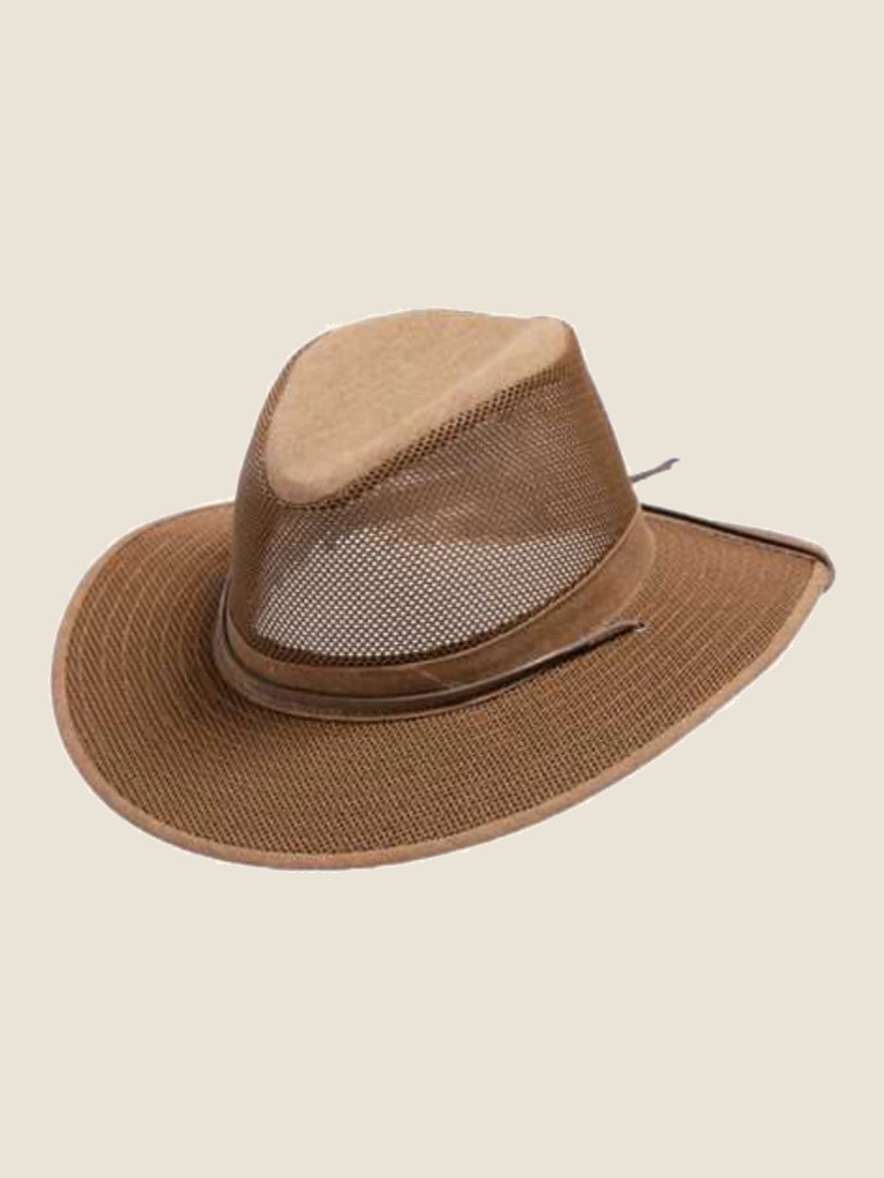 Trilby, Chestnut