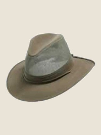Trilby, Taupe