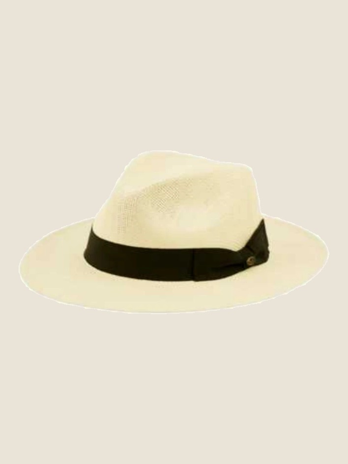 Fedora, Ivory