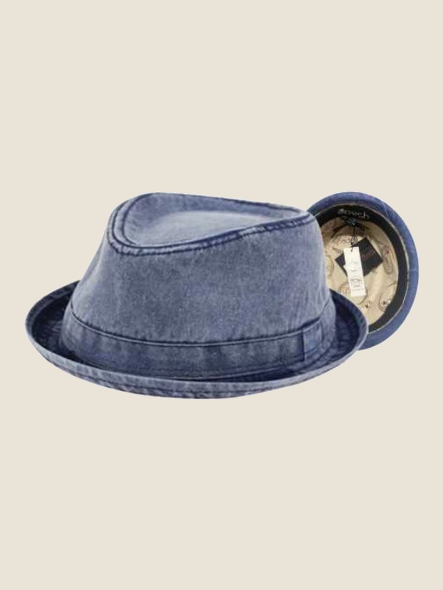 Fedora, Smoke